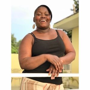 Meet your Posher, Linda